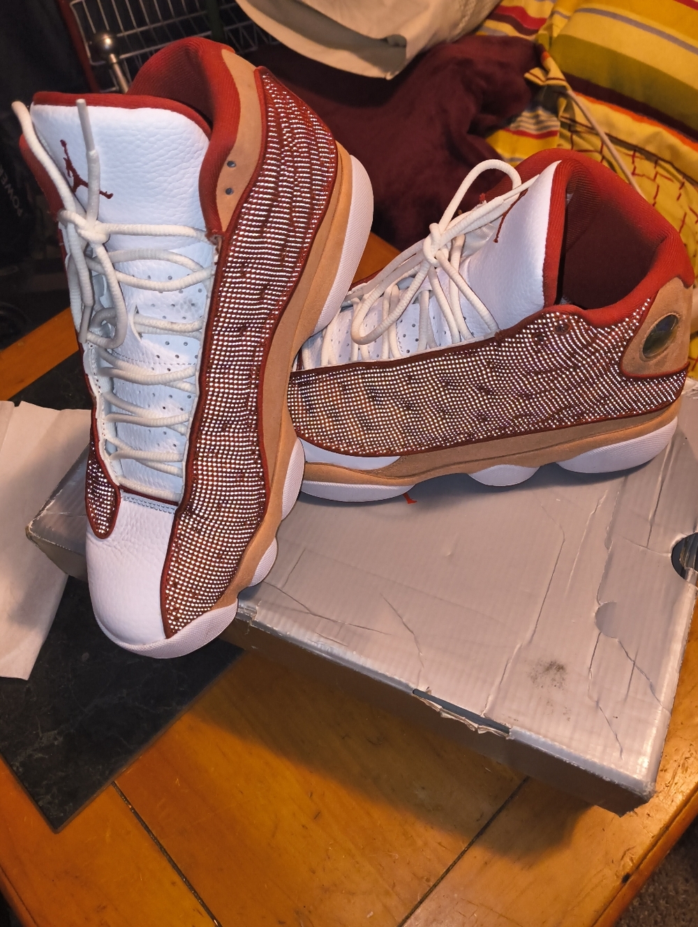 Air Jordan 13 Retro - Dune Red-Terra Blush  -DJ5982 601